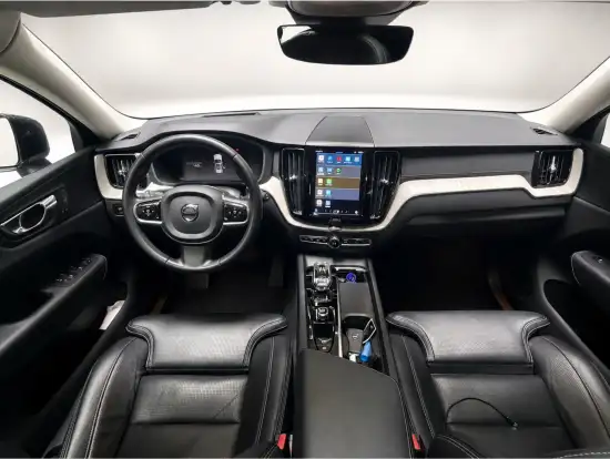 VOLVO-XC60-2022