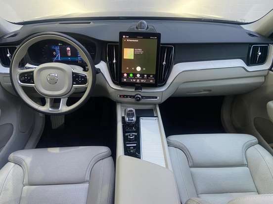 VOLVO-XC60-2.0 T8 PHEV ULTRA AWD GEARTRONIC VOLVO-XC60-2025