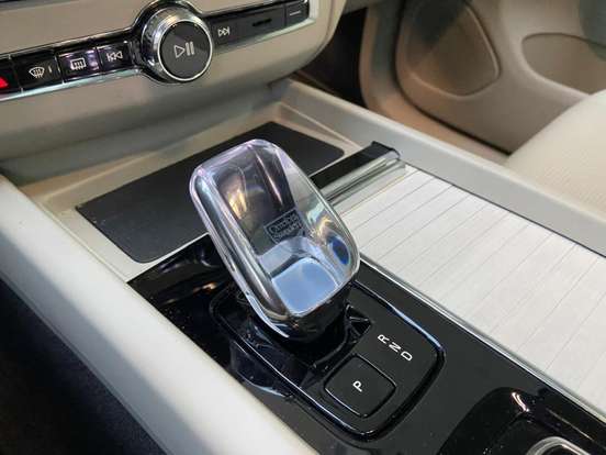VOLVO-XC60-2.0 T8 PHEV ULTRA AWD GEARTRONIC VOLVO-XC60-2025