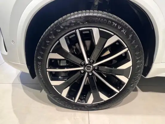 VOLVO-XC90-2.0 T8 PHEV ULTRA AWD GEARTRONIC VOLVO-XC90-2025