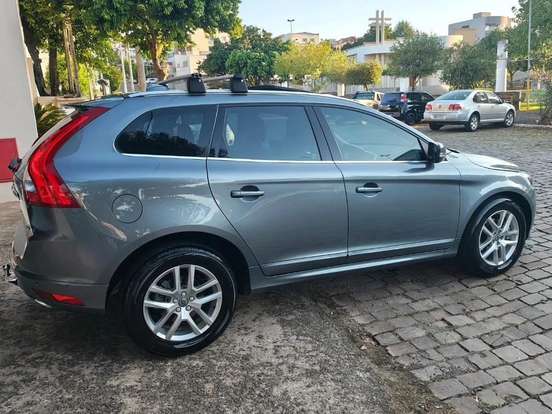 VOLVO-XC60-2.0 T5 MOMENTUM GASOLINA 4P AUTOMÁTICO VOLVO-XC60-2017