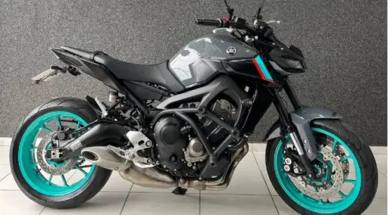 YAMAHA-MT-09-2023