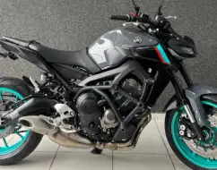 YAMAHA MT-09 YAMAHA MT-09