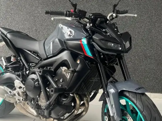 YAMAHA-MT-09 YAMAHA-MT-09-2023