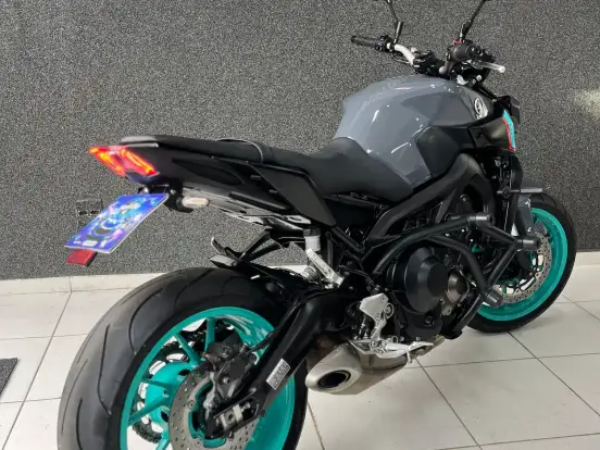 YAMAHA-MT-09 YAMAHA-MT-09-2023