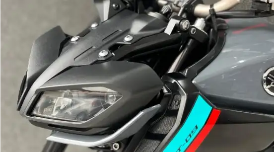 YAMAHA-MT-09-2023