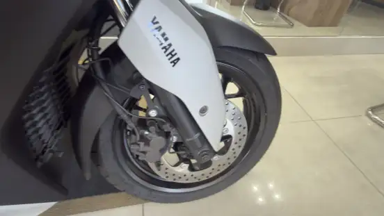 YAMAHA-NMAX CONNECTED 160 ABS-2024