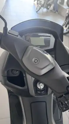 YAMAHA-NMAX CONNECTED 160 SE ABS-2024