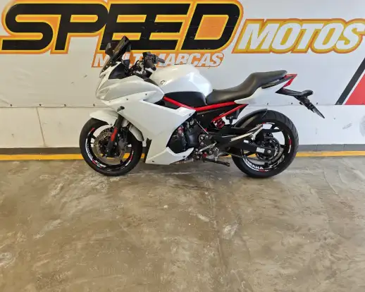 YAMAHA-XJ6 F-2013