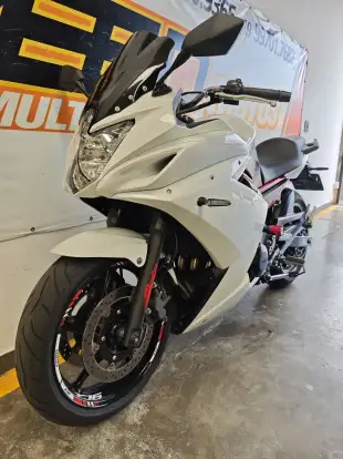 YAMAHA-XJ6 F-2013