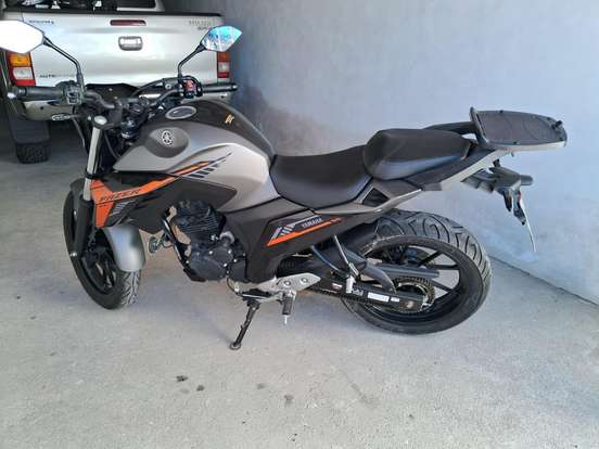 YAMAHA-FZ25 FAZER CONNECTED ABS YAMAHA-FZ25 FAZER CONNECTED ABS-2025