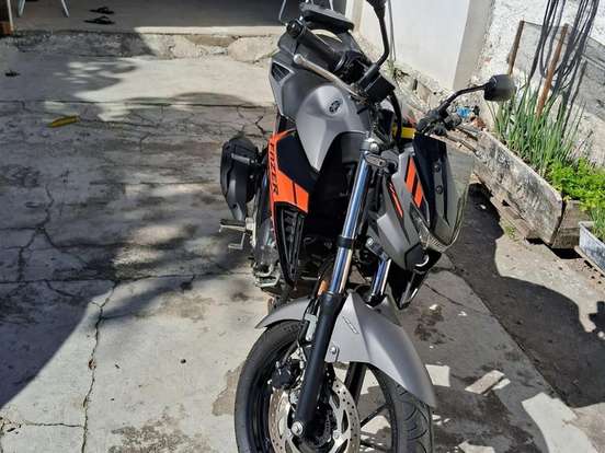 YAMAHA-FZ25 FAZER CONNECTED ABS YAMAHA-FZ25 FAZER CONNECTED ABS-2025