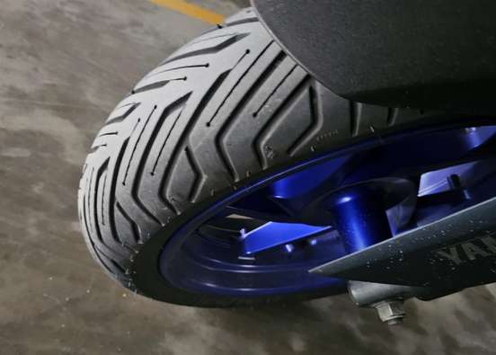 YAMAHA-XMAX ABS-2023