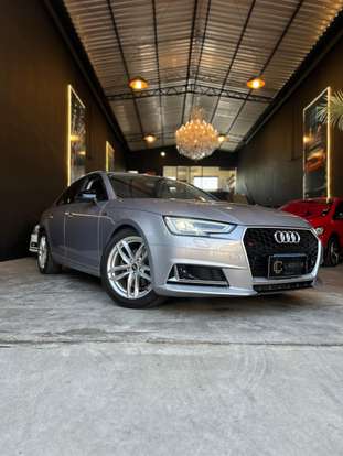 AUDI-A4-2015