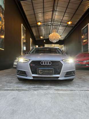 AUDI-A4-2015