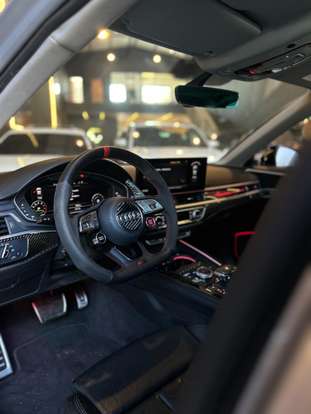 AUDI-A4-2015