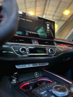 AUDI-A4-2015