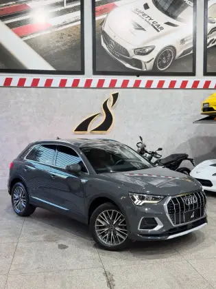 AUDI Q3 2.0 40 TFSI GASOLINA PERFORMANCE QUATTRO TIPTRONIC AUDI Q3 2.0 40 TFSI GASOLINA PERFORMANCE QUATTRO TIPTRONIC