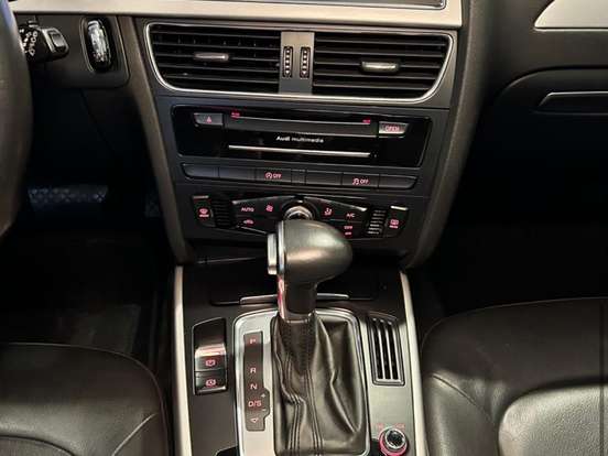AUDI-A4-1.8 TFSI AMBIENTE AVANT GASOLINA 4P MULTITRONIC AUDI-A4-2015