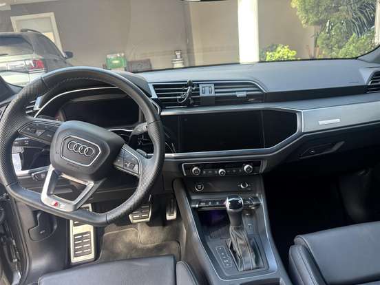 AUDI-Q3-2.0 40 TFSI GASOLINA PERFORMANCE BLACK PLUS QUATTRO TIPTRONIC AUDI-Q3-2024