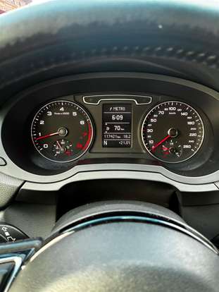 AUDI-Q3-2015