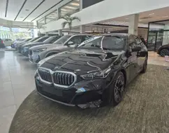 BMW 530e 2.0 TWINPOWER PHEV M SPORT AUTOMÁTICO BMW 530e 2.0 TWINPOWER PHEV M SPORT AUTOMÁTICO