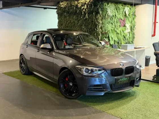 BMW M 135i 3.0 24V TURBO GASOLINA 4P AUTOMÁTICO BMW M 135i 3.0 24V TURBO GASOLINA 4P AUTOMÁTICO