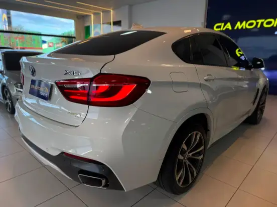 BMW-X6-4.4 M SPORT 4X4 COUPÉ V8 32V BI-TURBO GASOLINA 4P AUTOMÁTICO BMW-X6-2015