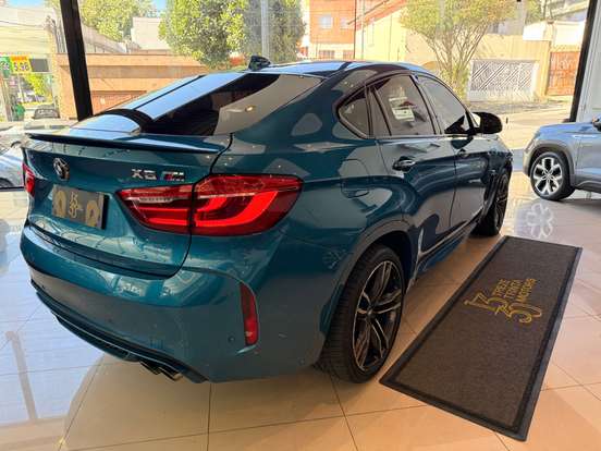 BMW-X6-4.4 M 4X4 COUPÉ V8 32V BI-TURBO GASOLINA 4P AUTOMÁTICO BMW-X6-2016