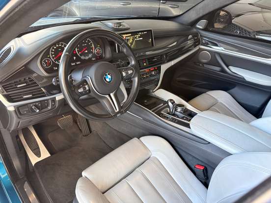 BMW-X6-4.4 M 4X4 COUPÉ V8 32V BI-TURBO GASOLINA 4P AUTOMÁTICO BMW-X6-2016