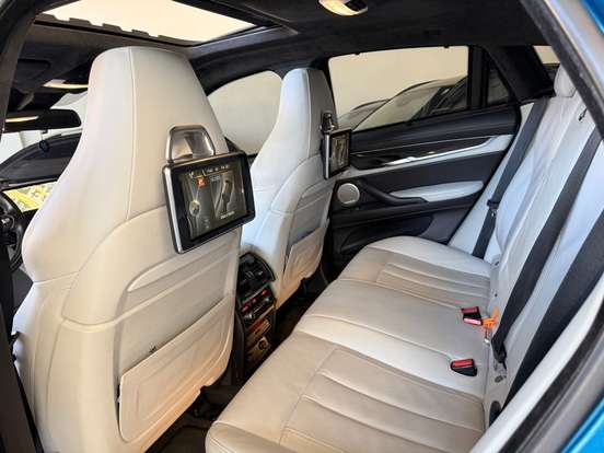 BMW-X6-4.4 M 4X4 COUPÉ V8 32V BI-TURBO GASOLINA 4P AUTOMÁTICO BMW-X6-2016