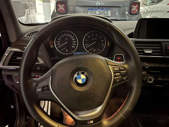 BMW-120i-2.0 16V SPORT ACTIVEFLEX 4P AUTOMÁTICO BMW-120i-2015