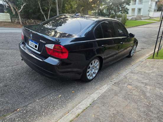 BMW-320i-2.0 16V GASOLINA 4P AUTOMÁTICO BMW-320i-2006