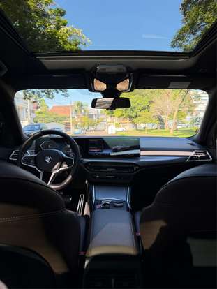 BMW-320i-2025