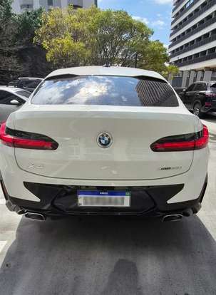 BMW-X4-2023