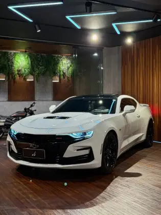 CHEVROLET CAMARO 6.2 V8 GASOLINA SS AUTOMÁTICO