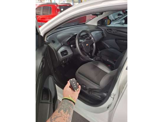 CHEVROLET-ONIX-2021