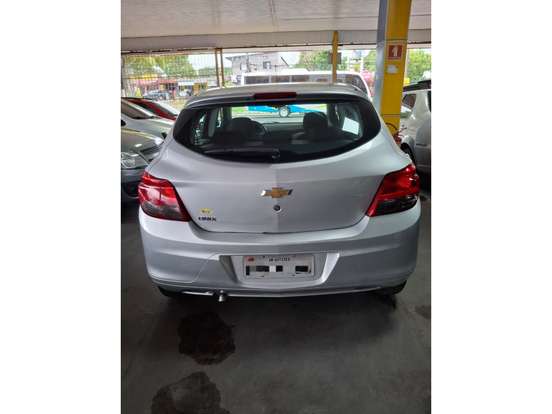 CHEVROLET-ONIX-2018