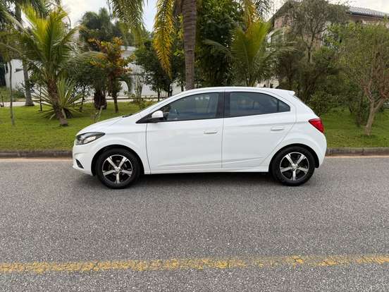 CHEVROLET-ONIX-1.4 MPFI LTZ 8V FLEX 4P MANUAL CHEVROLET-ONIX-2018