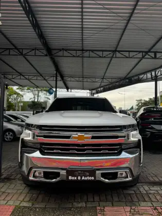 CHEVROLET SILVERADO 3.0 V6 DURAMAX DIESEL 1500 LTZ 4WD AUTOMÁTICO CHEVROLET SILVERADO 3.0 V6 DURAMAX DIESEL 1500 LTZ 4WD AUTOMÁTICO