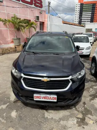 CHEVROLET SPIN 1.8 LT 8V FLEX 4P AUTOMÁTICO CHEVROLET SPIN 1.8 LT 8V FLEX 4P AUTOMÁTICO