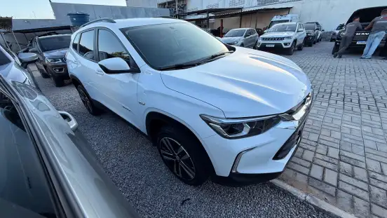 CHEVROLET-TRACKER-2024