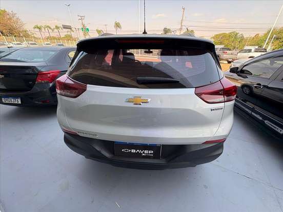 CHEVROLET-TRACKER-2022