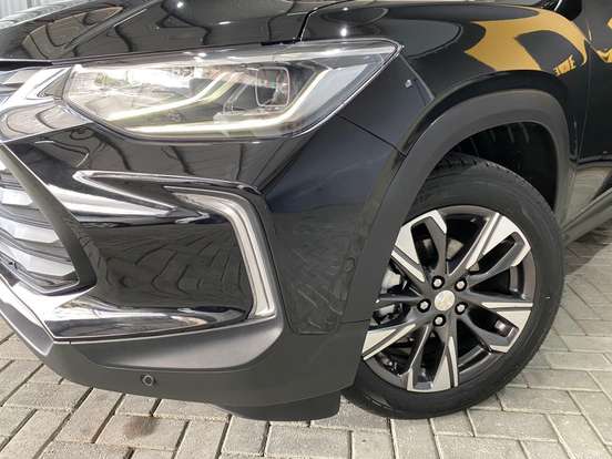CHEVROLET-TRACKER-2021
