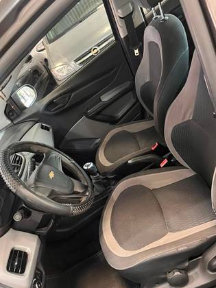 CHEVROLET ONIX 1.0 MPFI SELEÇÃO 8V FLEX 4P MANUAL