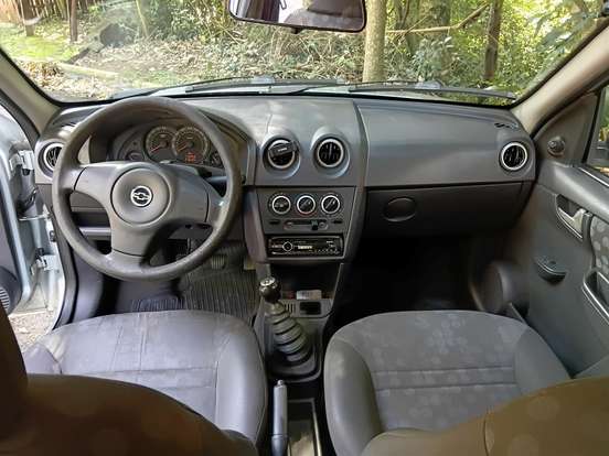 CHEVROLET-PRISMA-2009