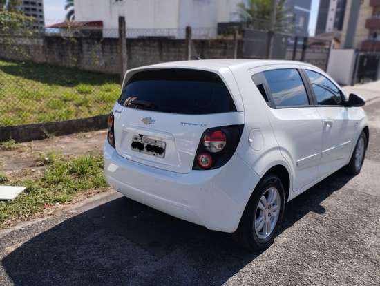 CHEVROLET-SONIC-2013
