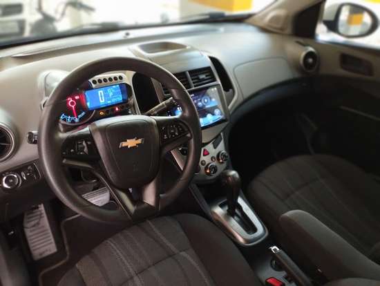 CHEVROLET-SONIC-2013