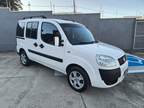 FIAT DOBLÒ 1.8 MPI ESSENCE 7L 16V FLEX 4P MANUAL FIAT DOBLÒ 1.8 MPI ESSENCE 7L 16V FLEX 4P MANUAL