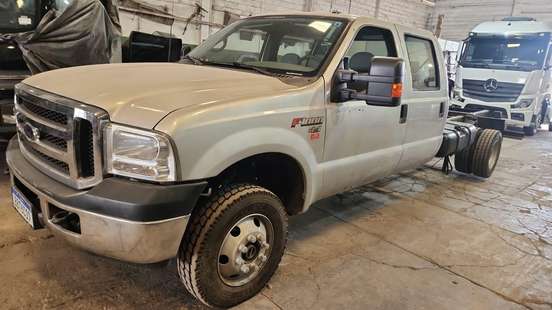 FORD-F-4000-2017